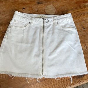 Free People white denim skirt with front zipper